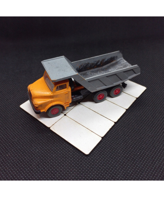 Płyty betonowe skala 1:64 46mm x 23mm, 20 sztuk, typ 2