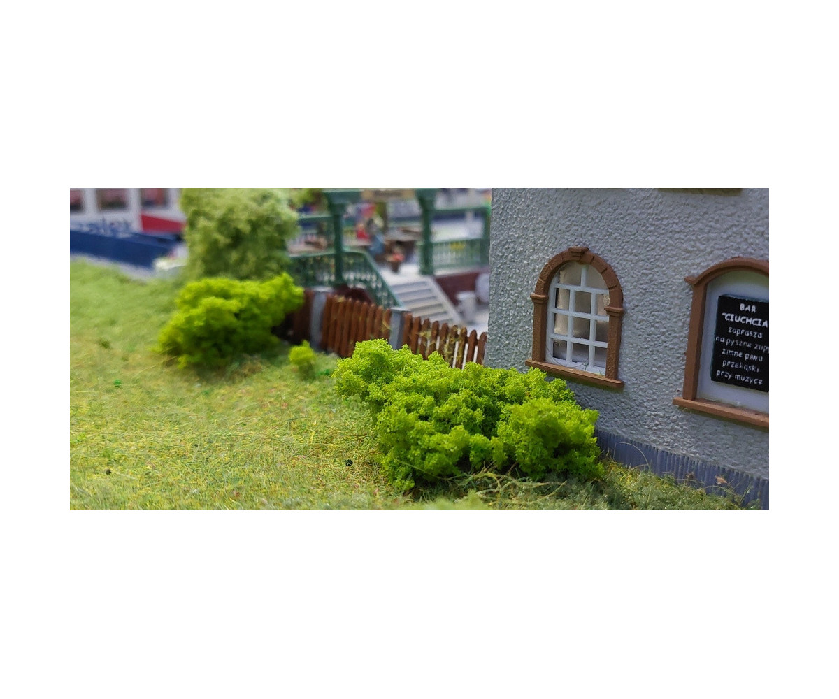 Krzaki, krzewy, gąbka, krzaczki na makietę seledynowa zieleń 10 gram