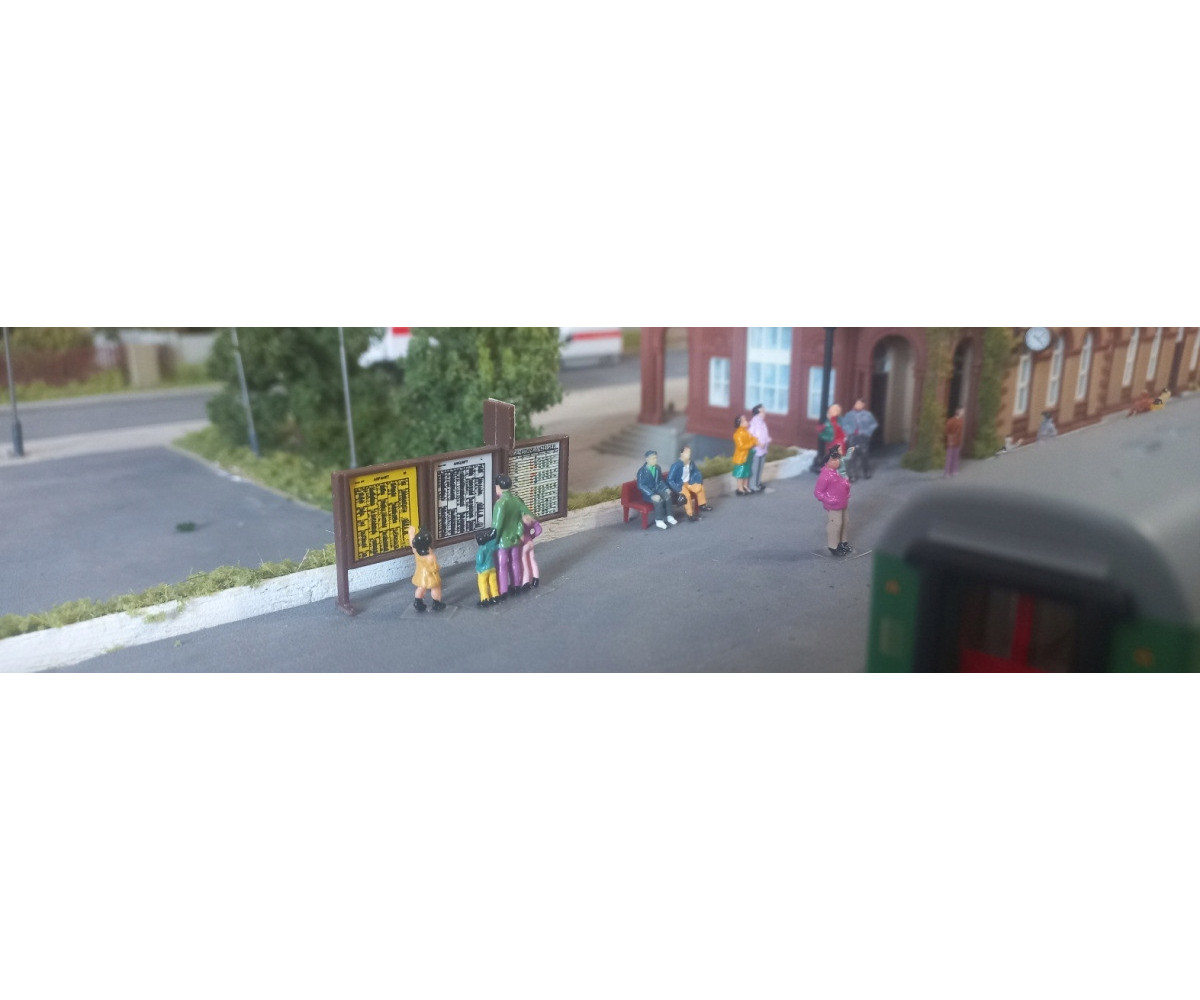 Ludziki postacie figurki H0 PREMIUM - 100 sztuk