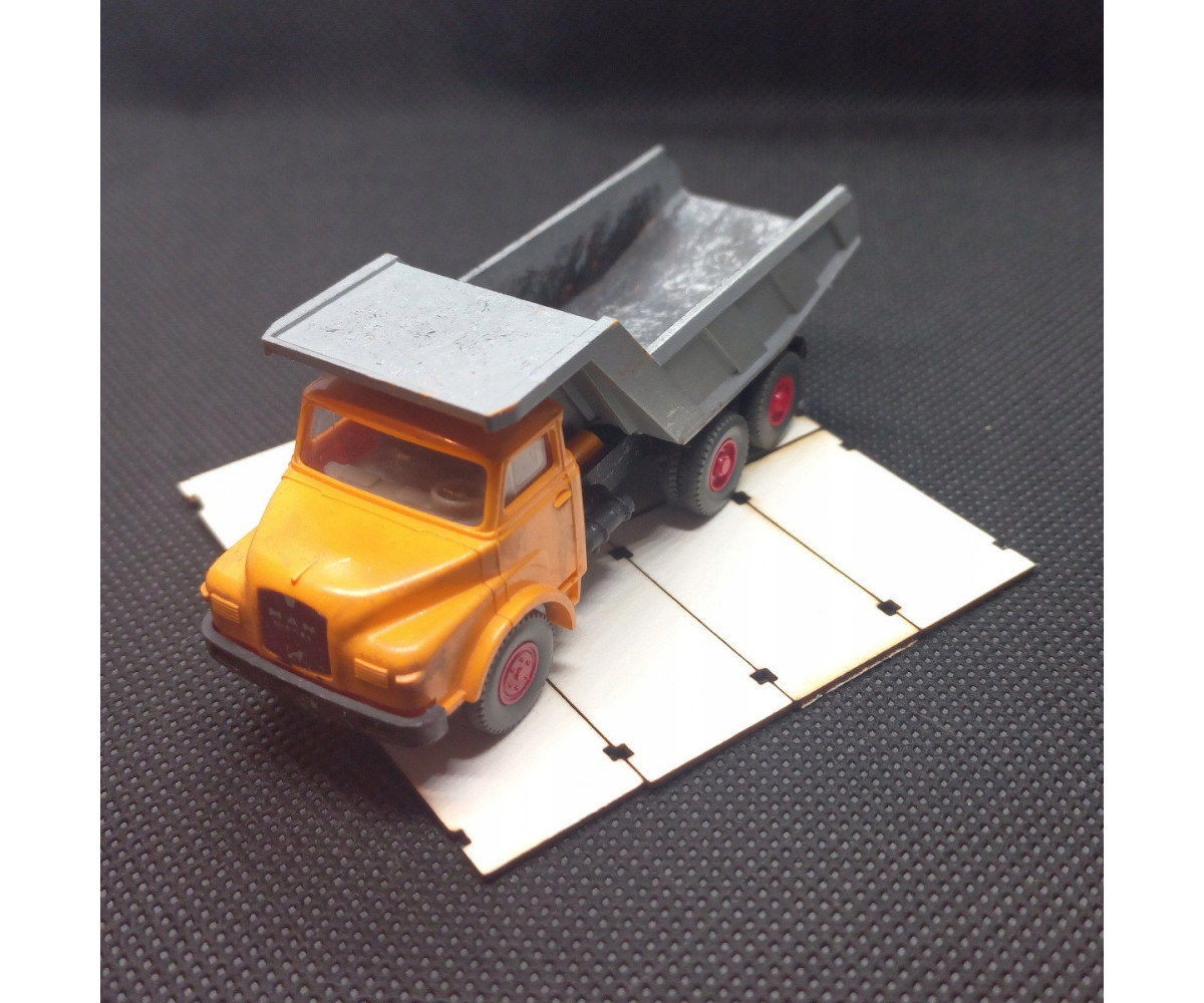 Płyty betonowe skala 1:43 70mm x 35mm, 10 sztuk, z tektury