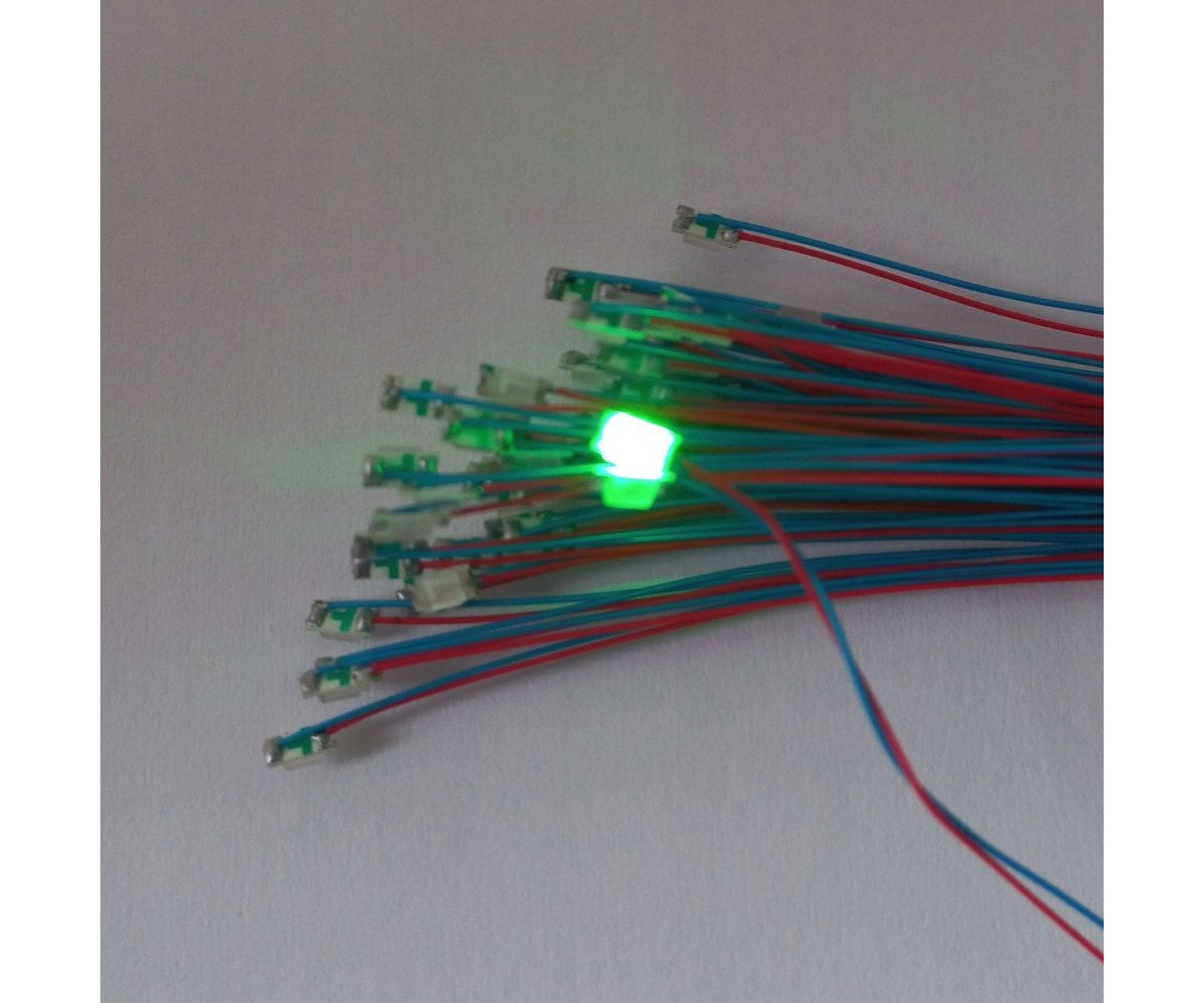 Dioda LED 1206 3v z przewodami 30cm zielona