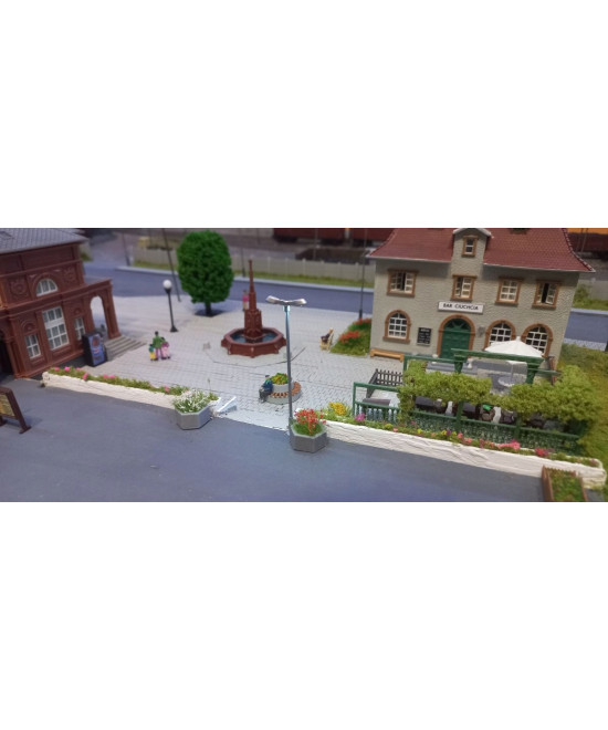 Latarnia dwuramienna biała zimna TT typ 4