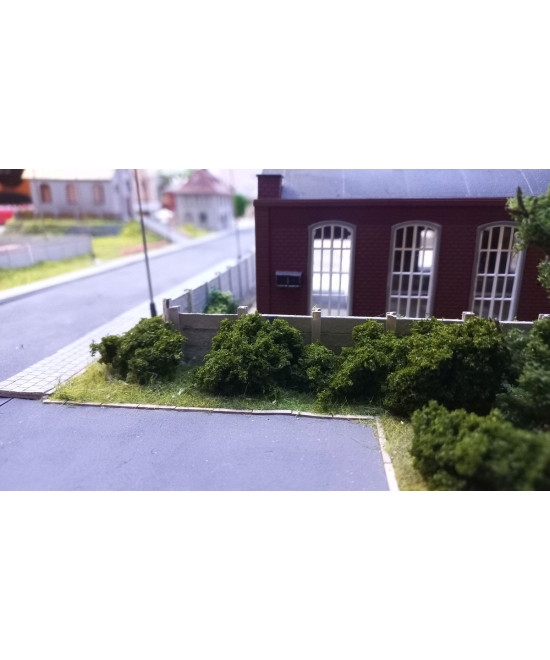 Krzaki, krzewy, gąbka, krzaczki na makietę jasna zieleń