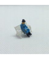 Ławka H0 na makietę, do parku, na perony, biała