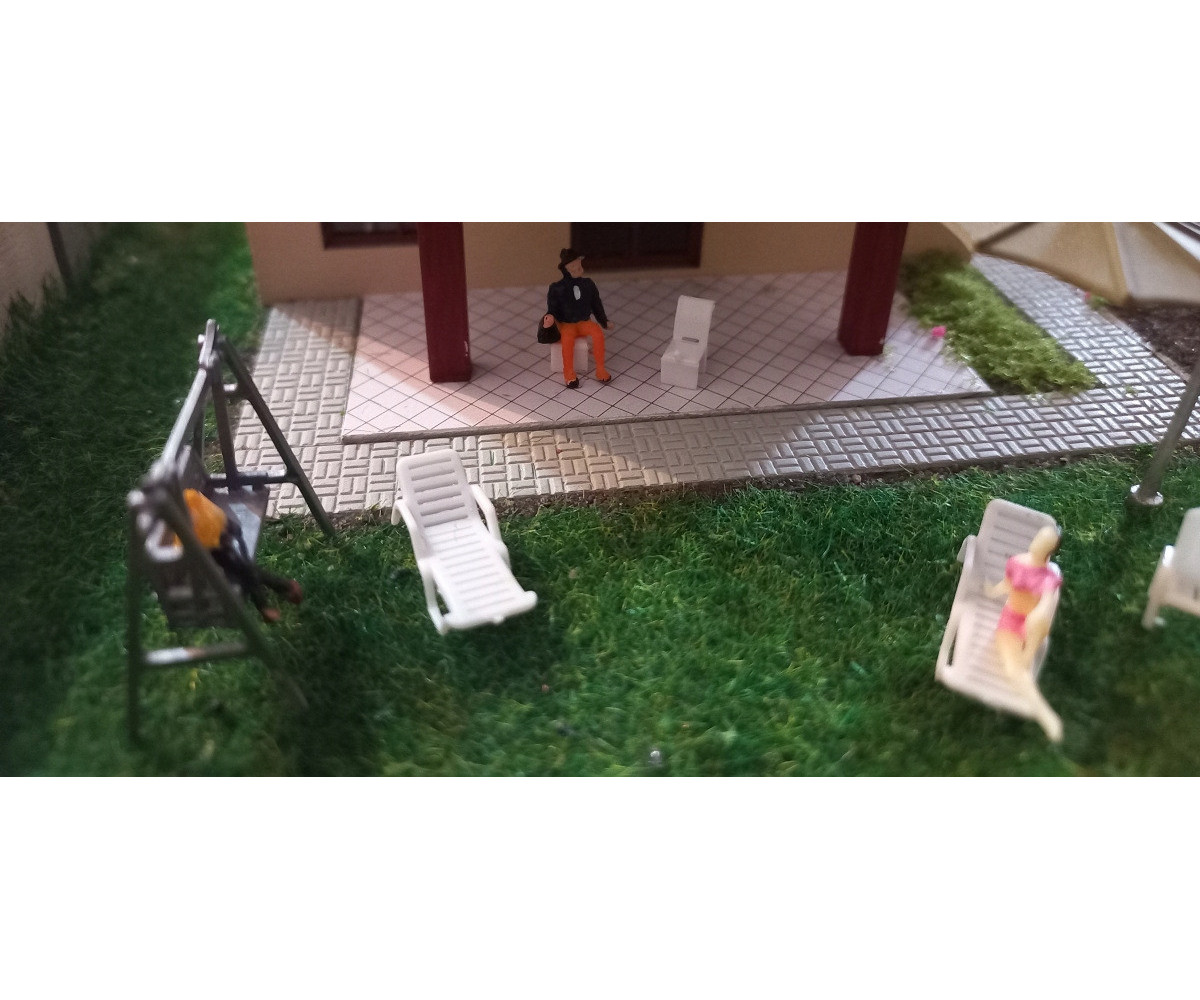 Leżak H0 na ogród, plażę, fotel do leżenia skala H0