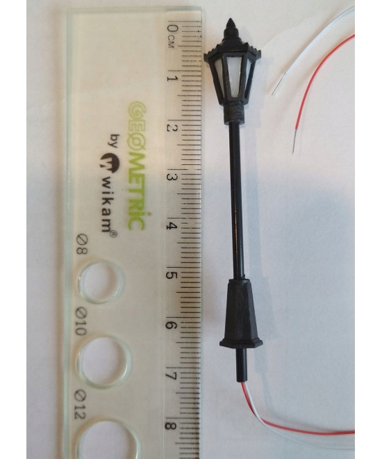 Latarnia parkowa H0, lampa led biała 3v - 4 sztuki