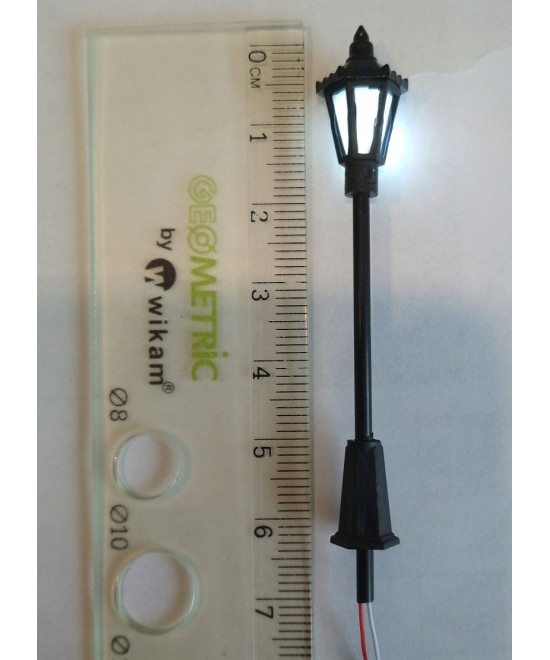 Latarnia parkowa H0, lampa led biała 3v - 4 sztuki