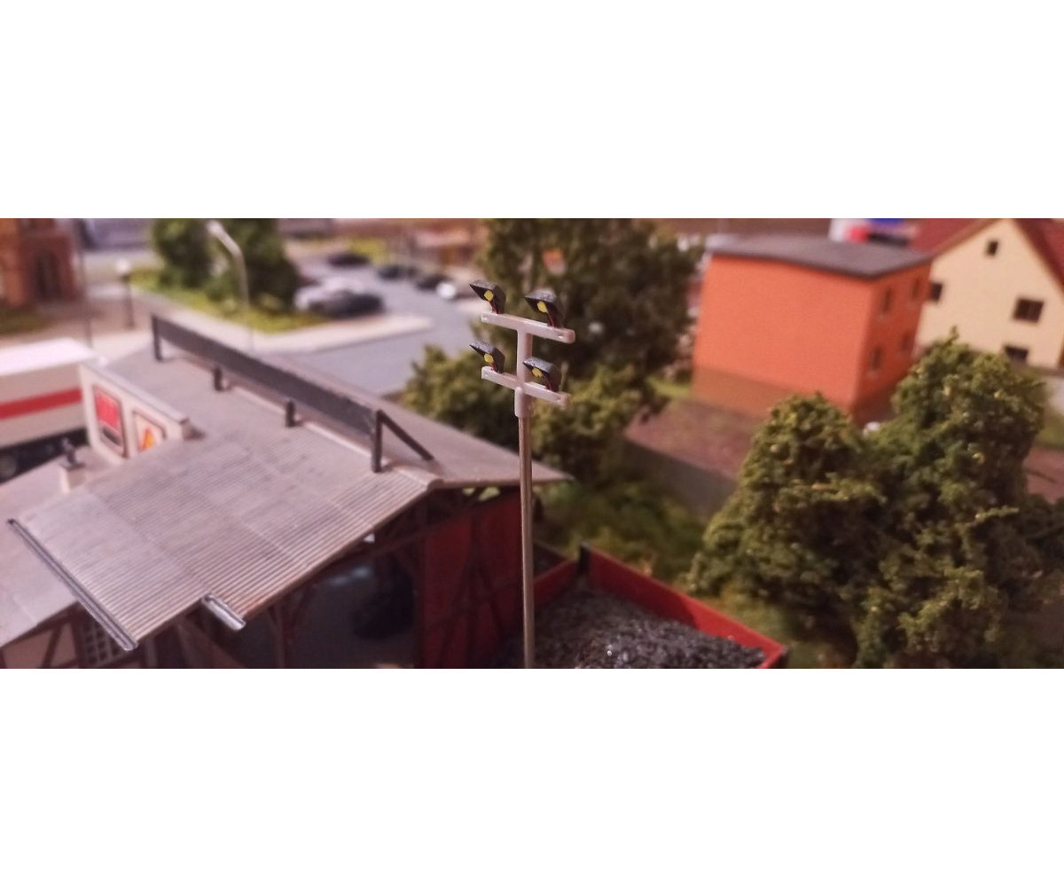 Lampa uliczna,latarnia LED 4x, 3v,rezystory GRATIS