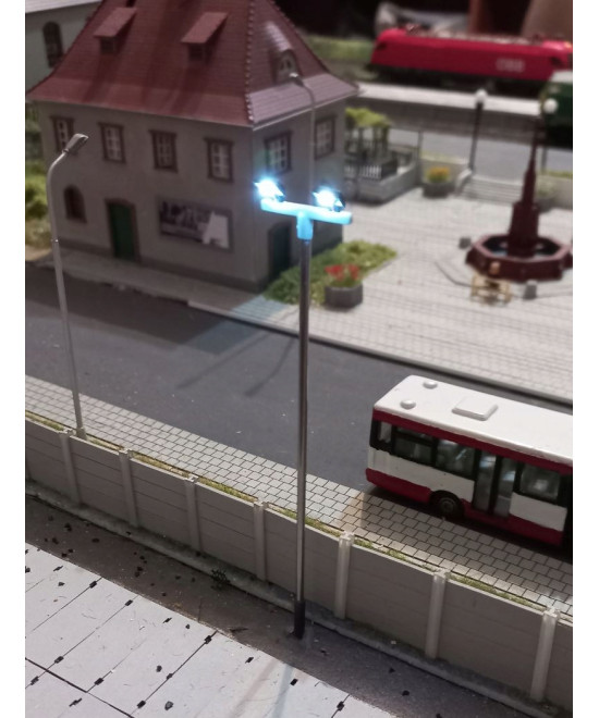 Lampa uliczna,latarnia LED 2x, 3v,rezystory GRATIS