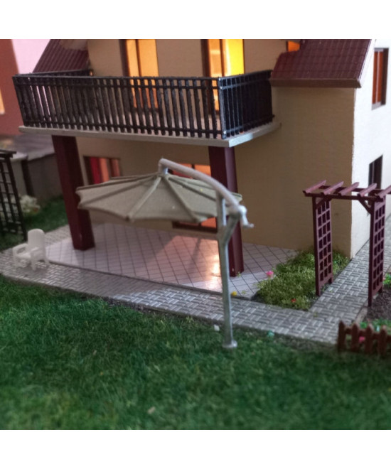 Parasol słoneczny, do ogrodu, na trawnik