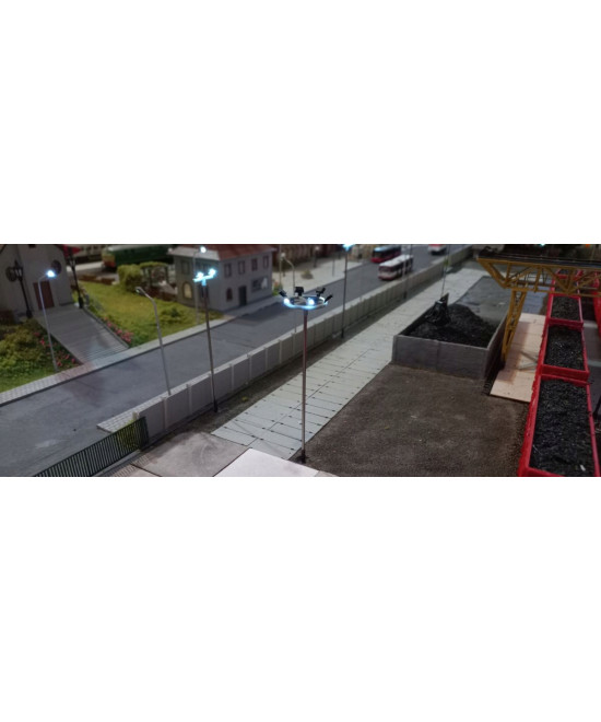 Lampa uliczna,latarnia LED 6x, 3v, rezystor GRATIS