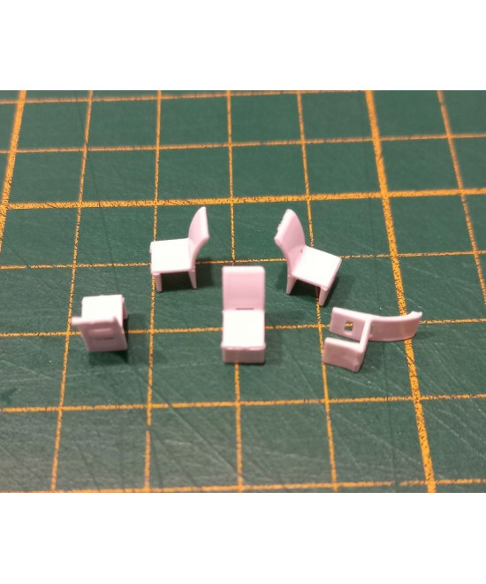 Krzesło białe na makietę , wyposażenie domu