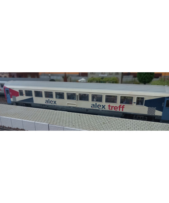 Ludziki, postacie, figurki H0, siedzące - 50 sztuk